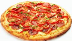 Требуется развозчик пиццы в Италии