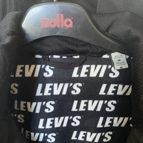 Продам куртку LEVIS - 2