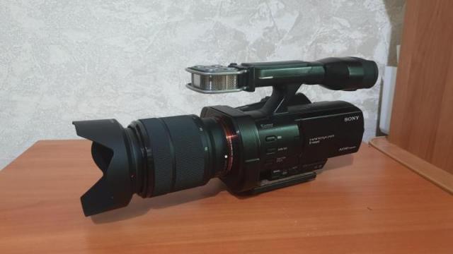 Продам  Видеокамеру sony - 3
