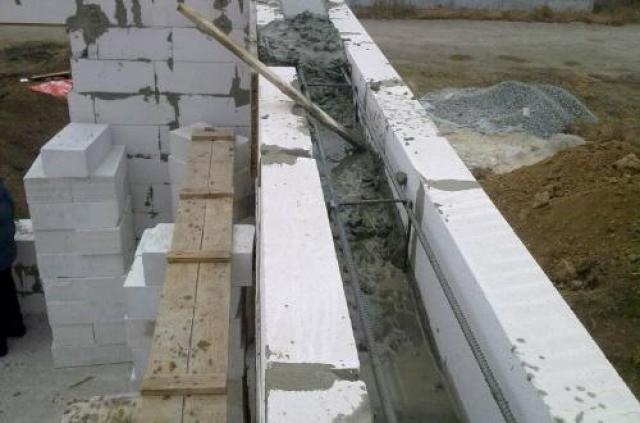 Опалубка, бетон, арматура, кладка газоблоков - 1